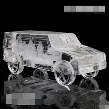 Beryl Tér kristály autó modell szobor